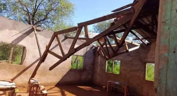 Parents, teachers, and learners left stranded after strong winds blew off six classroom roofs and several offices