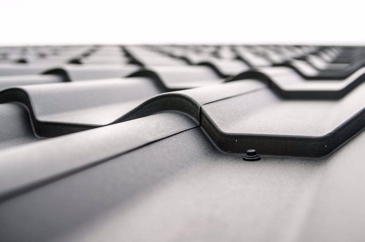 The Best Way to Maintain a Strong and Durable Roof 1 The Best Way to Maintain a Strong and Durable Roof