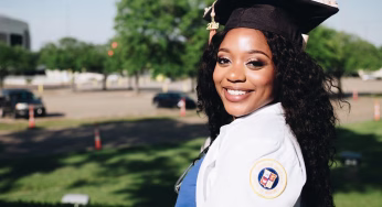 How Adults Can Go Back to School and Graduate Online