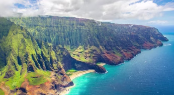 How to Experience the Na Pali Coast Like a Local