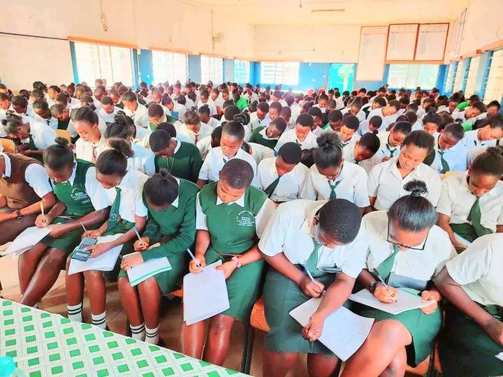 St. Joseph’s Girls’ High Senior School’s Complete Details
