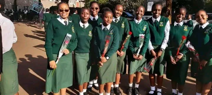 Alliance Girls' High Senior School's History, Location, Contacts and Reviews 2 Alliance Girls' High Senior School's Students